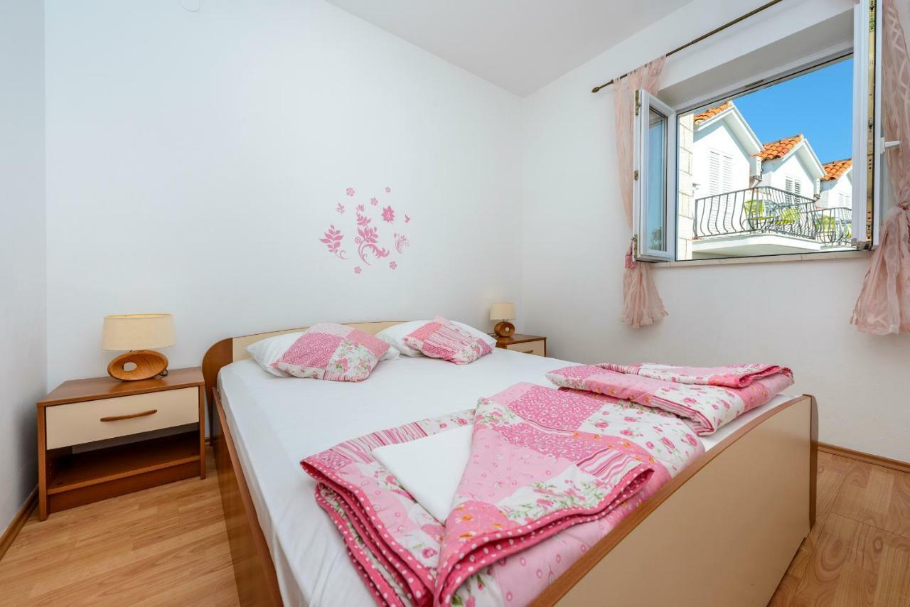 Guest House Villa Bellevue 2 Кавтат Екстериор снимка