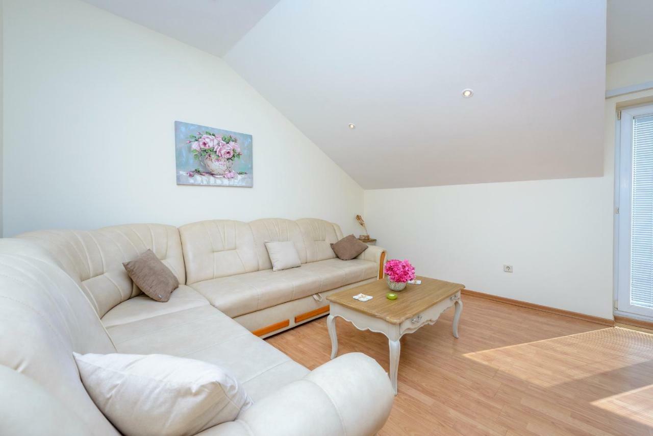 Guest House Villa Bellevue 2 Кавтат Екстериор снимка